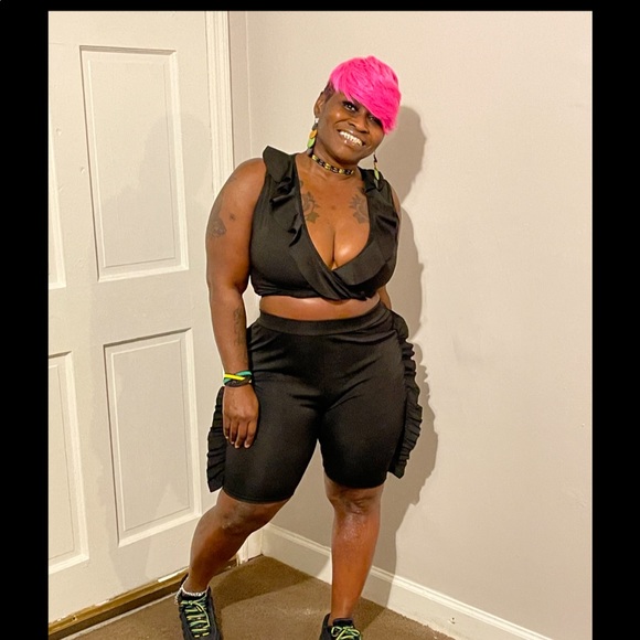 Meet your Posher, Tanya - Picture 1 of 1